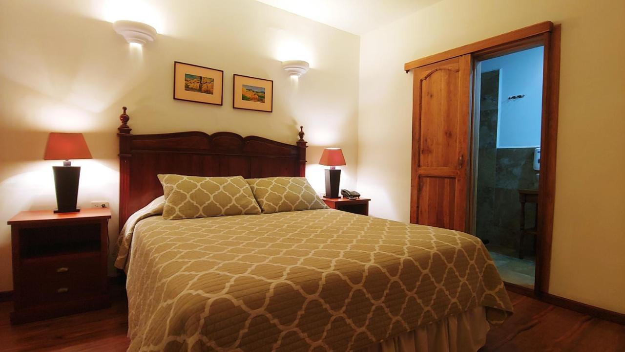 Hotel Boutique Casa Montalvo Cuenca Exteriör bild